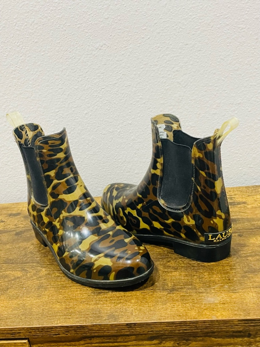 Lauren Ralph Lauren Tally Bo Rai Leopard Rain Chelsea Boots - Brown/Black Size 5